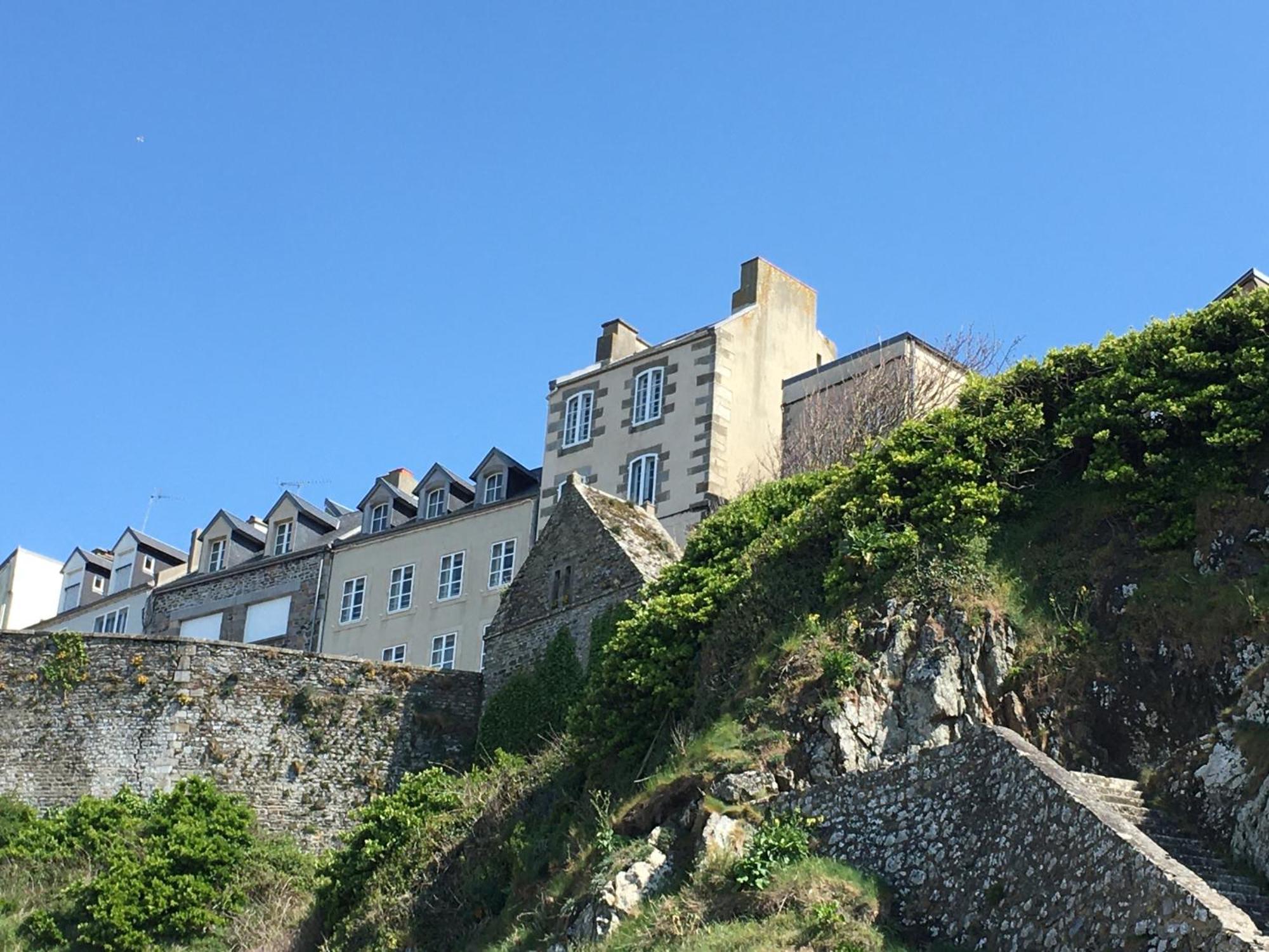 MAISONNETTE de CHARME à côté de la MER, Haute-Ville GRANVILLE Exterior foto